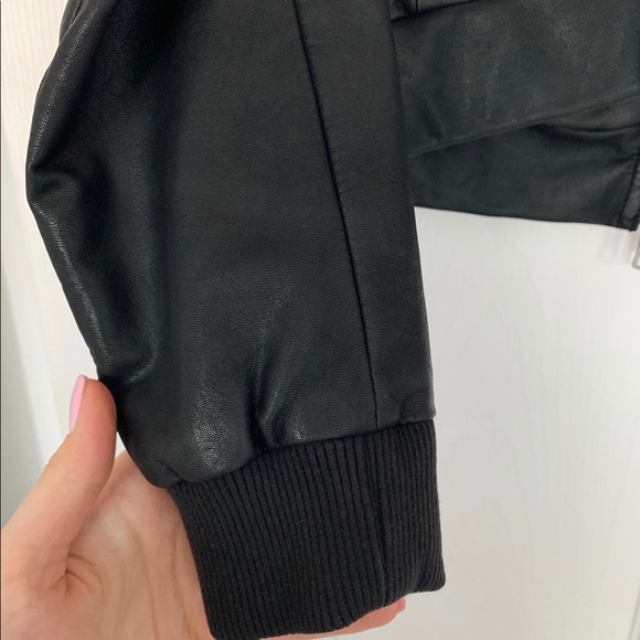 Jacket - Picture 8 of 9